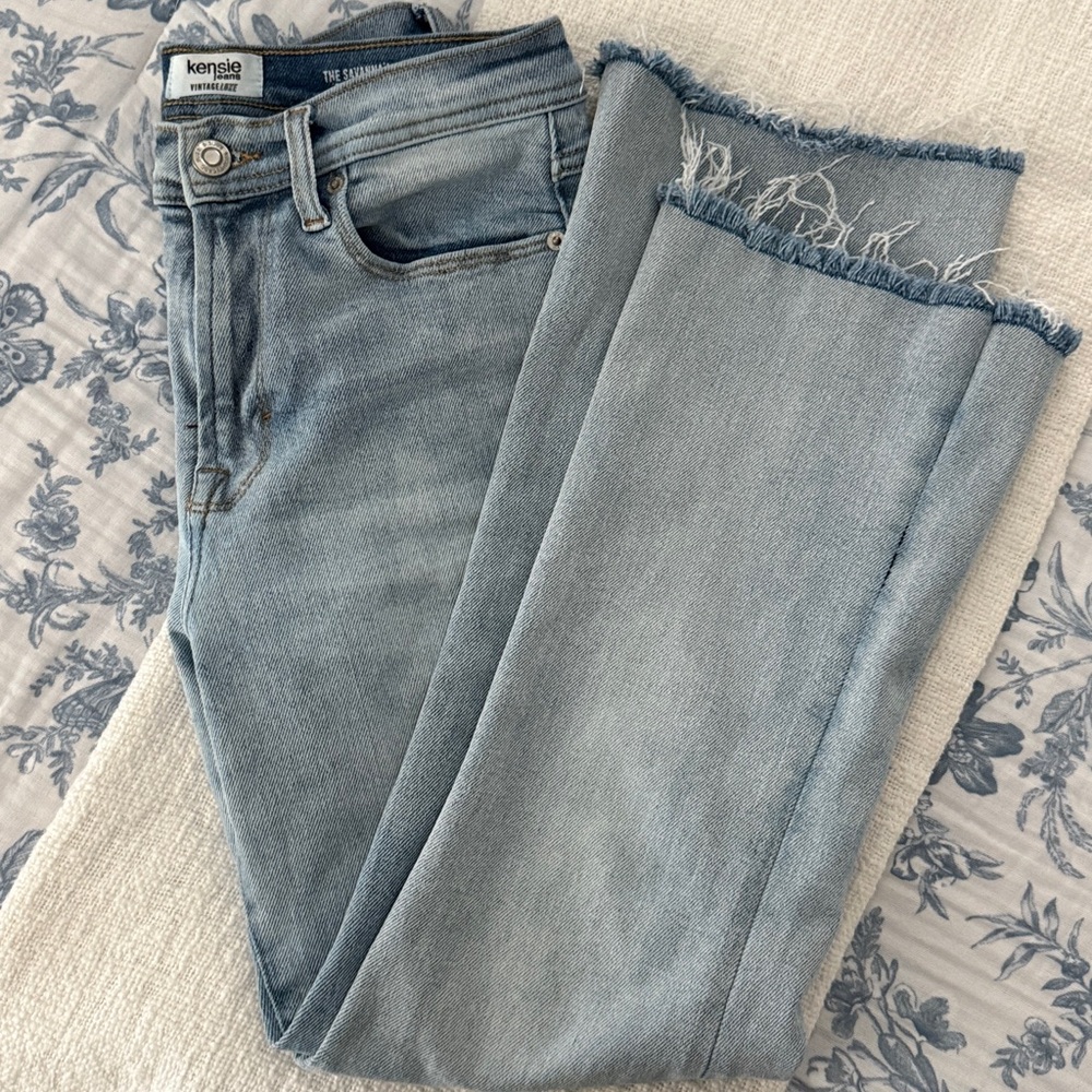 Kensie Denim Frayed Hem Pants